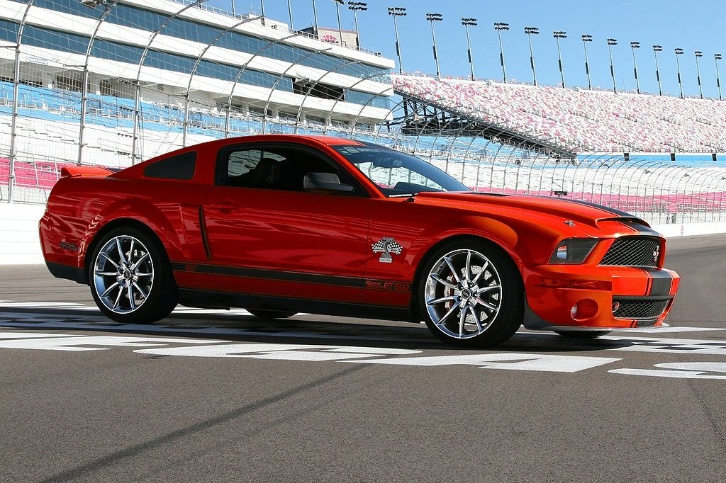 2010 Ford Mustangbased Shelby GT500 that packs a 54liter supercharged